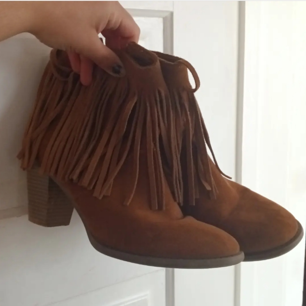 Mossimo Boots - Size 10